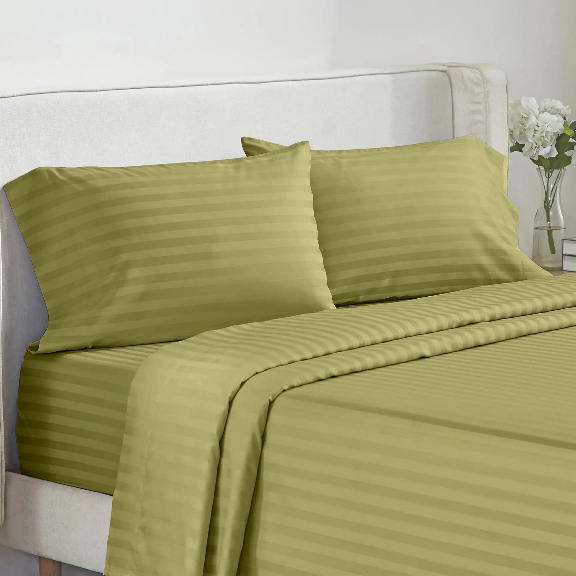 44477413687481|44477413720249|44477413753017|44477413818553