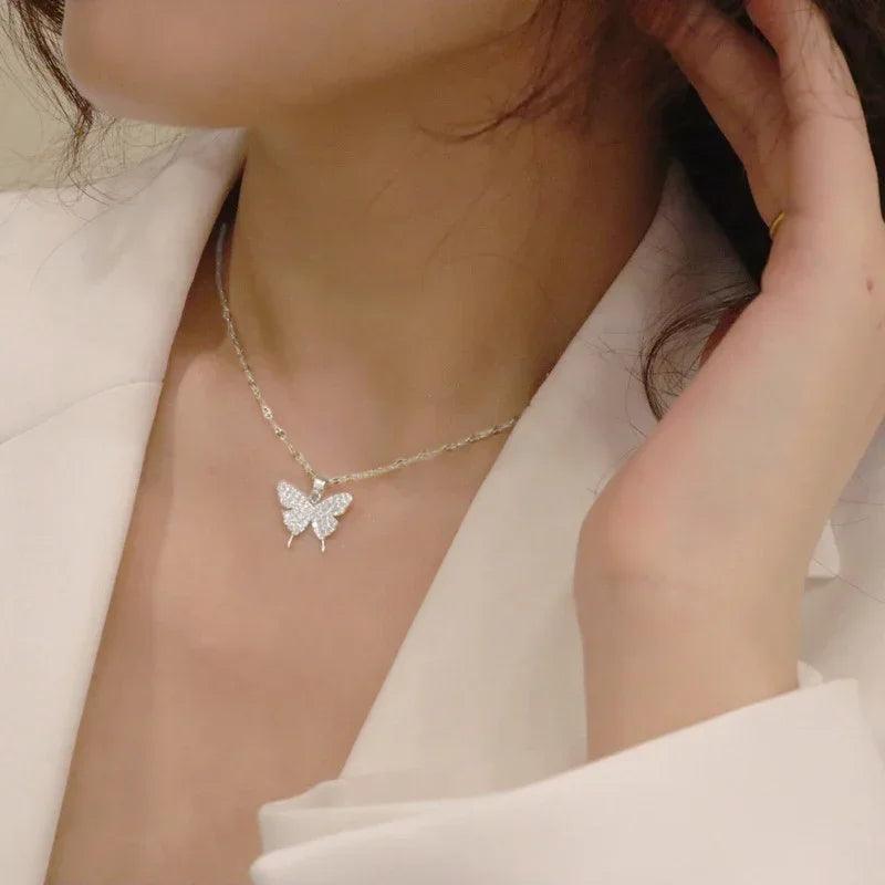 Colar Duplo Borboleta Rainha - Banho em ouro 18k