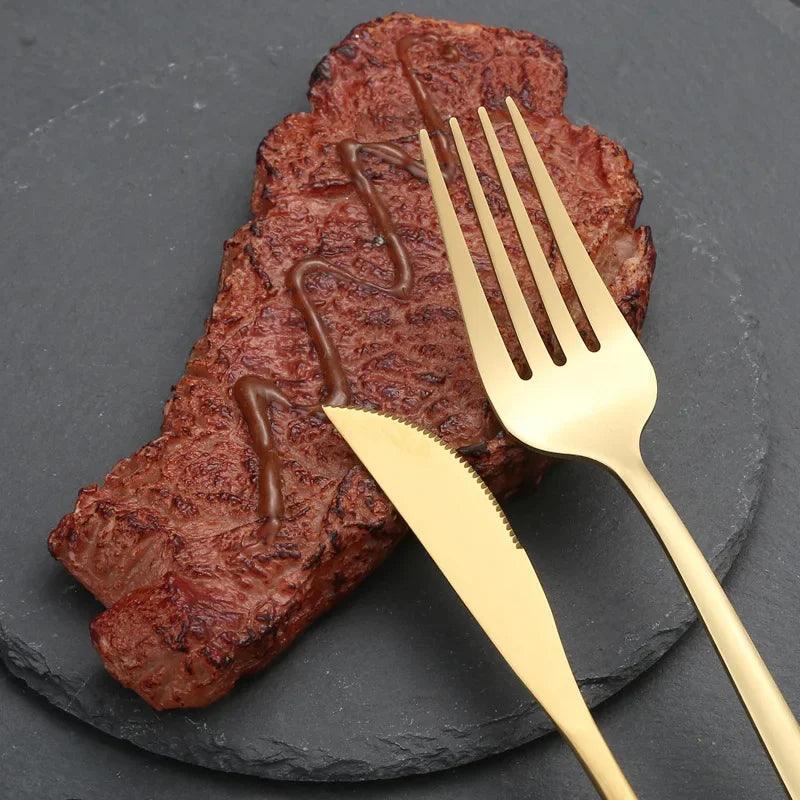 Kit de Talheres Elegantes em Aço Inoxidável - 30 Peças Exclusivas para Reuniões Familiares